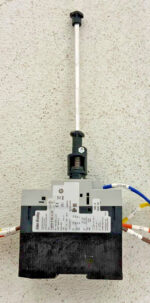 Allen-Bradley 140M-F8E-C32 Motor Protection Circuit Breaker Ser. C 242G