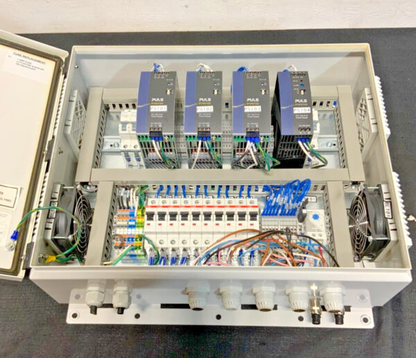 SICK MSC800-3720T00 1086180 Modular System Sensor Controller 120/240 VAC 75B
