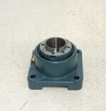 NEW Dodge 071295 EF4B-IP-115R 4 Bolt Square Clamp Collar Iron Bearing 1-15/16"