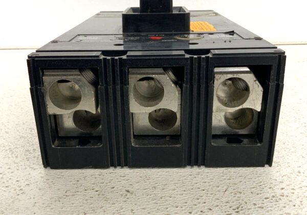 Westinghouse MC3800F MC Frame Electrical Circuit Breaker 3 P 800 A 600 VAC AS-IS