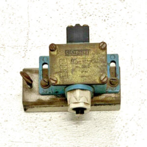 Lot of 2 Crouzet Type 838330 Limit Switch 10A 380V IP66 IEC 337-1 VDE 0660 263F
