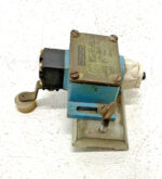 Lot of 2 Crouzet Type 838330 Limit Switch 10A 380V IP66 IEC 337-1 VDE 0660 263F