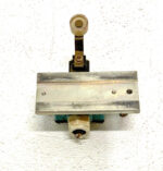 Lot of 2 Crouzet Type 838330 Limit Switch 10A 380V IP66 IEC 337-1 VDE 0660 263F