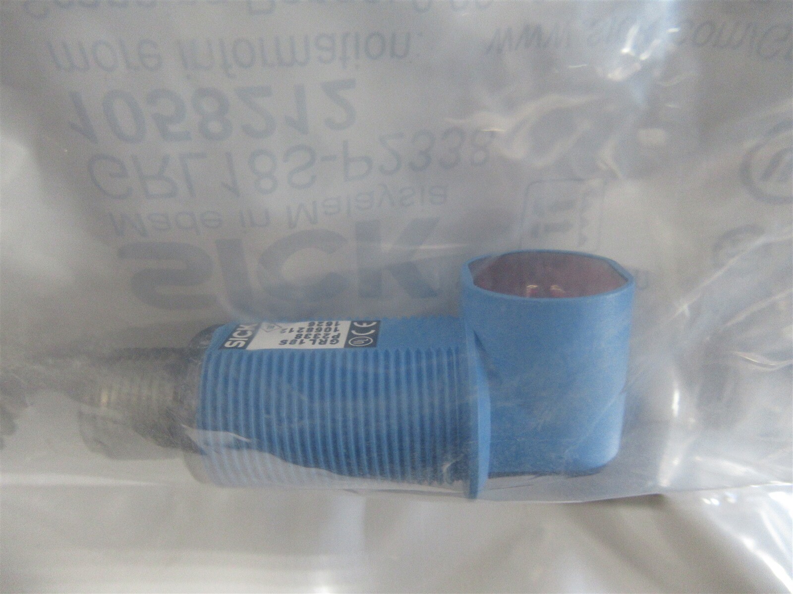 SICK GRL18S-P2338 Photoelectric Sensor New_1 SICK GRL18S-P2338 Photoelectric Sensor New