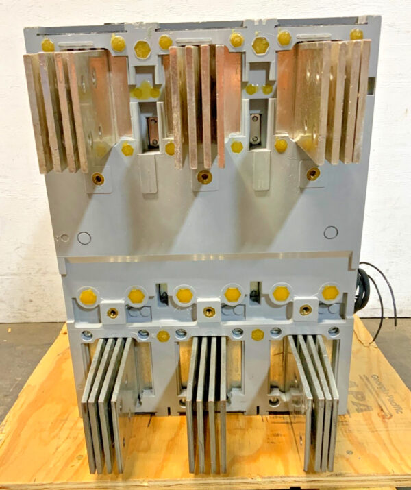 GE Power Break TP3030TTE1R 3000 AMP 120 VAC TP3030T Micro Versa Trip PM 3PH