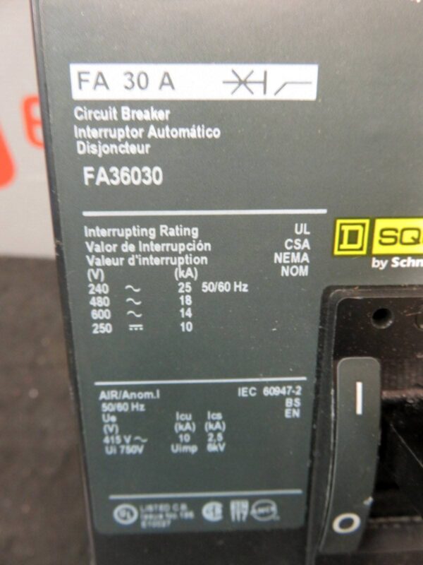 Square D FA36030 FA 30 Amp Circuit Breaker 50/60 HZ 600VAC 3 Pole I-Line 251F
