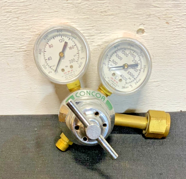 Meti Concoa 806 5506 Medium-Heavy Duty Oxygen Regulator 264D_0 Meti Concoa 806 5506 Medium-Heavy Duty Oxygen Regulator 264D