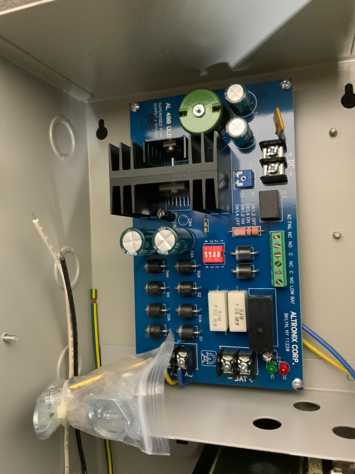 NEW Altronix AL400UL Power Supply Battery Charger Class 2 Output 12VDC/24VDC 16C_6 NEW Altronix AL400UL Power Supply Battery Charger Class 2 Output 12VDC/24VDC 16C