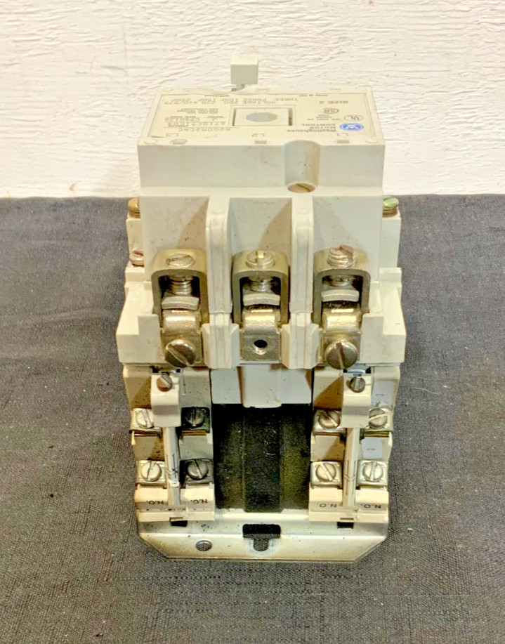 Lot of 2 Eaton A200M2CAC NonReversing Nema Motor Starter Size 2 120V Coil 265D_6 Lot of 2 Eaton A200M2CAC NonReversing Nema Motor Starter Size 2 120V Coil 265D