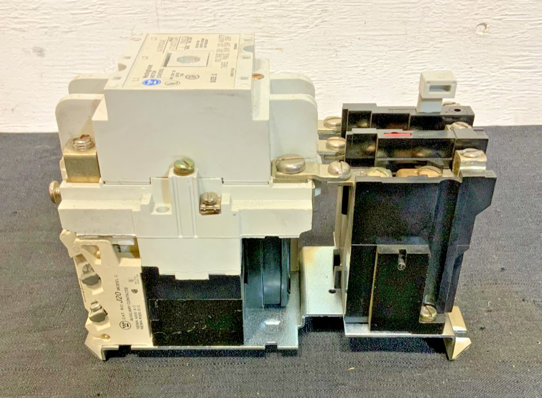 Lot of 2 Eaton A200M2CAC NonReversing Nema Motor Starter Size 2 120V Coil 265D_7 Lot of 2 Eaton A200M2CAC NonReversing Nema Motor Starter Size 2 120V Coil 265D