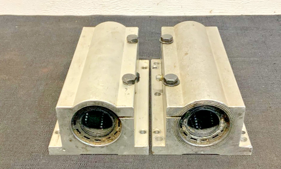 Lot of 2 Thomson TWN 16 ADJ Adjustable Super Ball Bushing Twin Pillow Block 241G_0 Lot of 2 Thomson TWN 16 ADJ Adjustable Super Ball Bushing Twin Pillow Block 241G
