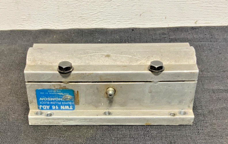 Lot of 2 Thomson TWN 16 ADJ Adjustable Super Ball Bushing Twin Pillow Block 241G_5 Lot of 2 Thomson TWN 16 ADJ Adjustable Super Ball Bushing Twin Pillow Block 241G