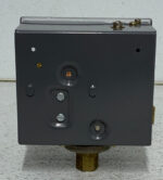 NEW Honeywell L404 1046 Series Pressuretrol Oil Monitoring Controller 255D