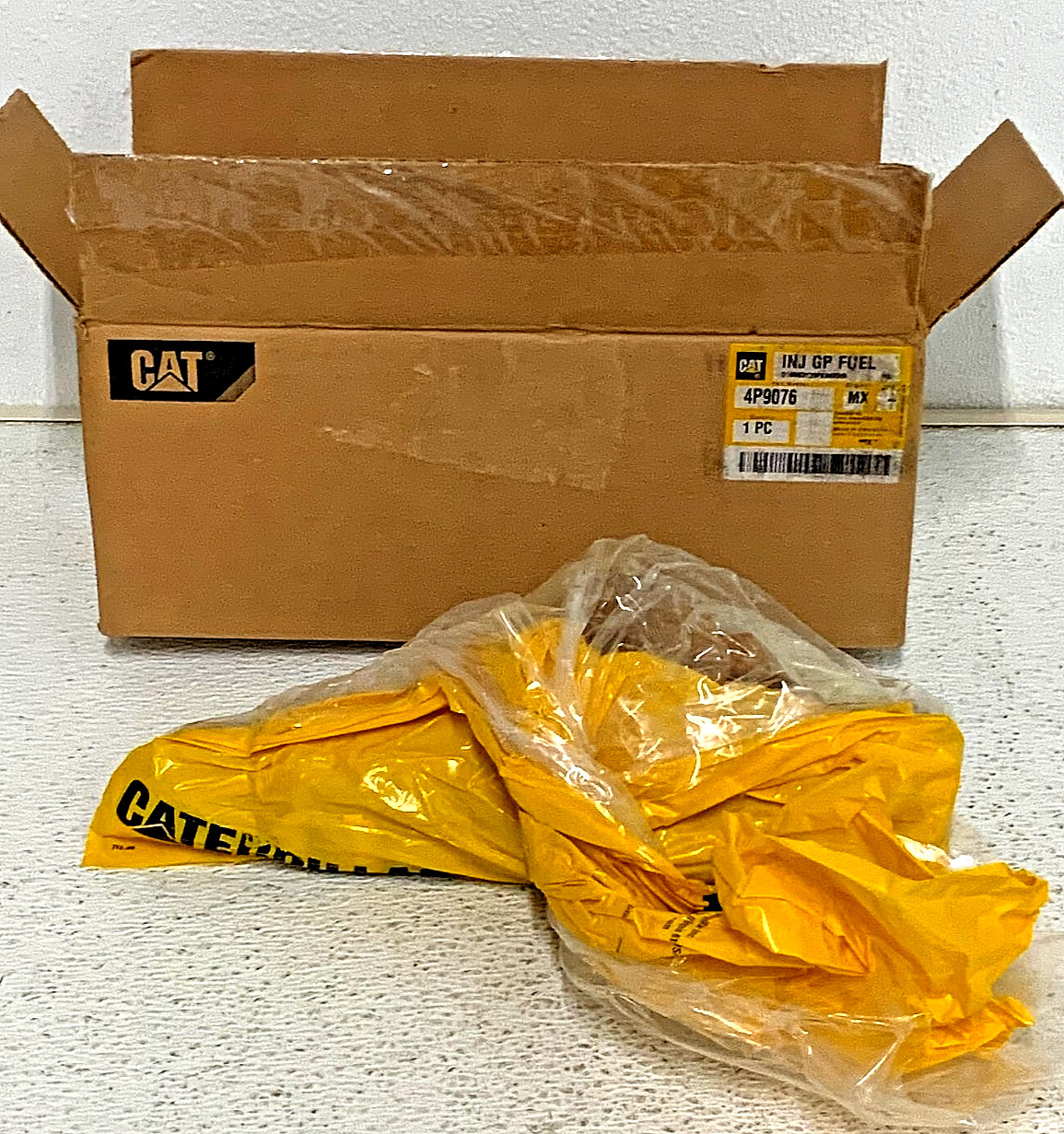 NEW Caterpillar 4P9076 Diesel Engine GP Fuel Injector Genuine OEM 4P-9076 266C_0 NEW Caterpillar 4P9076 Diesel Engine GP Fuel Injector Genuine OEM 4P-9076 266C