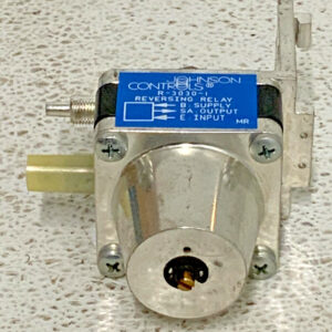 NEW Johnson Controls R-3030-1 Reverse Acting Booster Relay Pressure Selector
