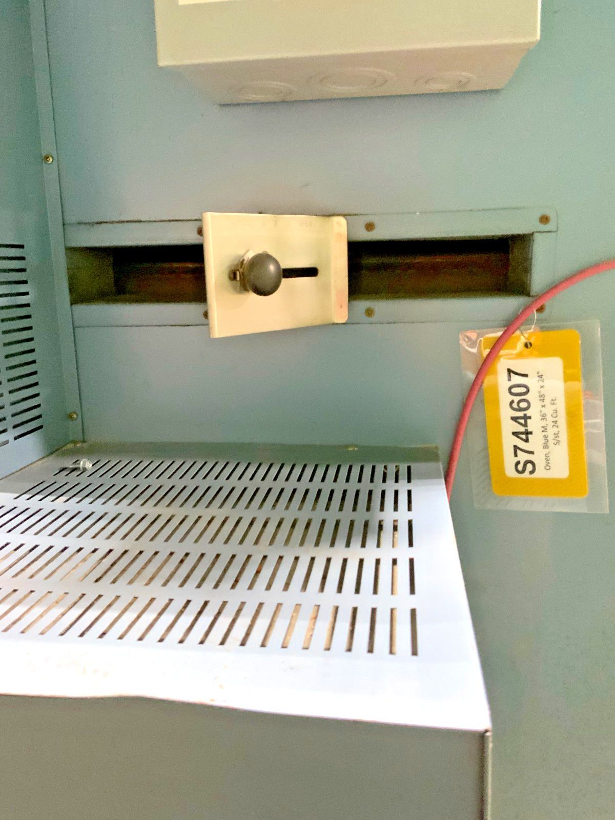 Blue M DC-246A-FHP-1 Class A Laboratory Lab Batch Oven 36" X 24" X 48" ID 316C_10 Blue M DC-246A-FHP-1 Class A Laboratory Lab Batch Oven 36" X 24" X 48" ID 316C