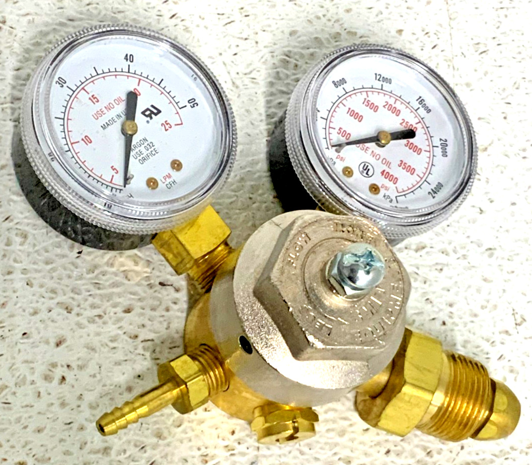 NEW Smith Equipment H1960-580 Pressure Regulator Welding Valve 3000Psi 231A_1 NEW Smith Equipment H1960-580 Pressure Regulator Welding Valve 3000Psi 231A