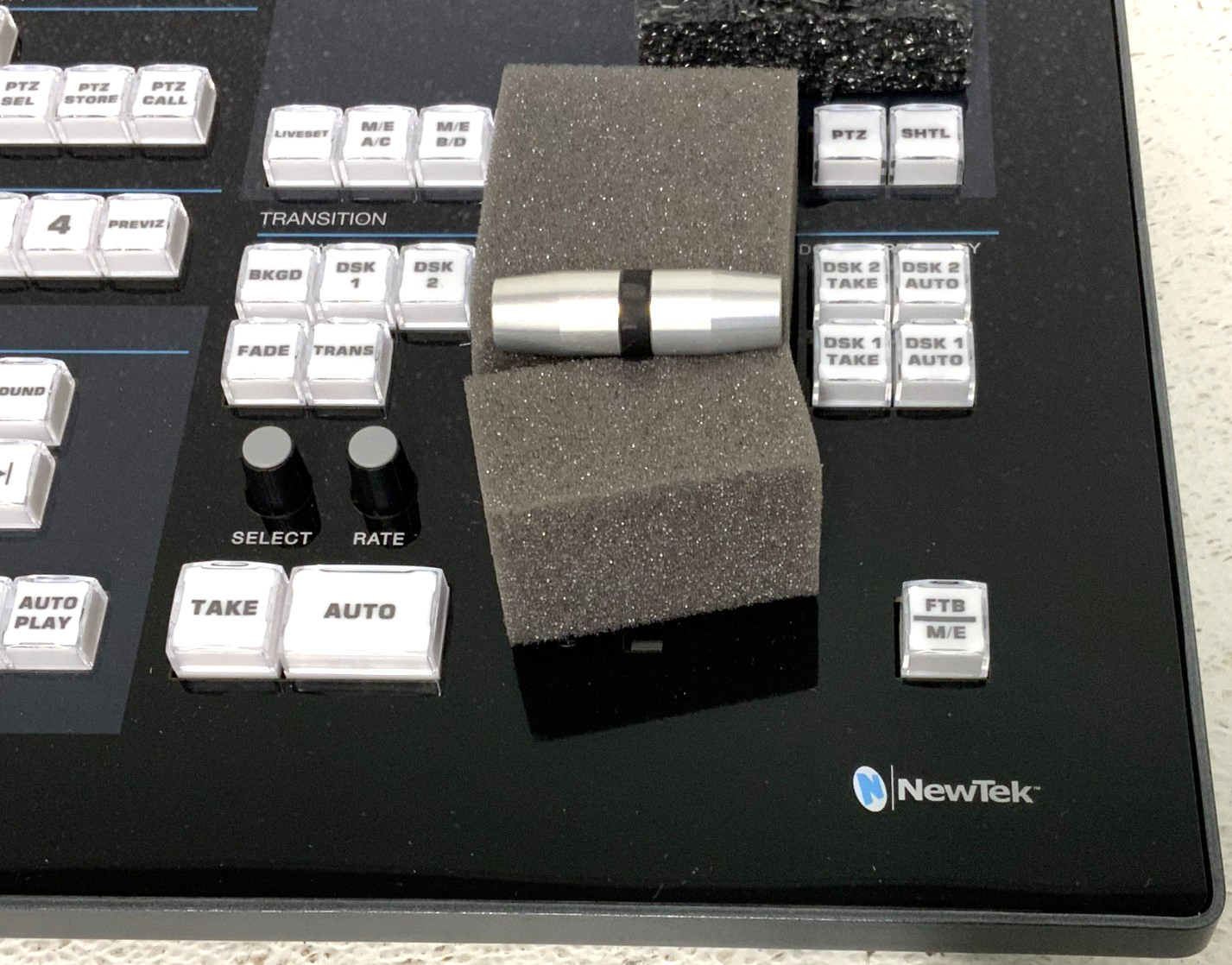 NewTek Tricaster TC1 Small Panel Control Surface for Production Rev-09 A10B_5 NewTek Tricaster TC1 Small Panel Control Surface for Production Rev-09 A10B