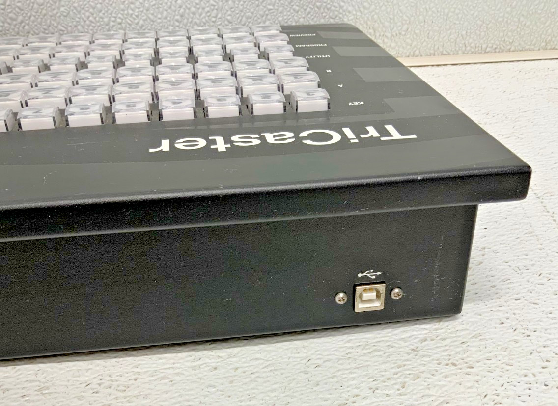 NewTek Tricaster XD860 Educational Control Surface System For TCXD860 211C_8 NewTek Tricaster XD860 Educational Control Surface System For TCXD860 211C