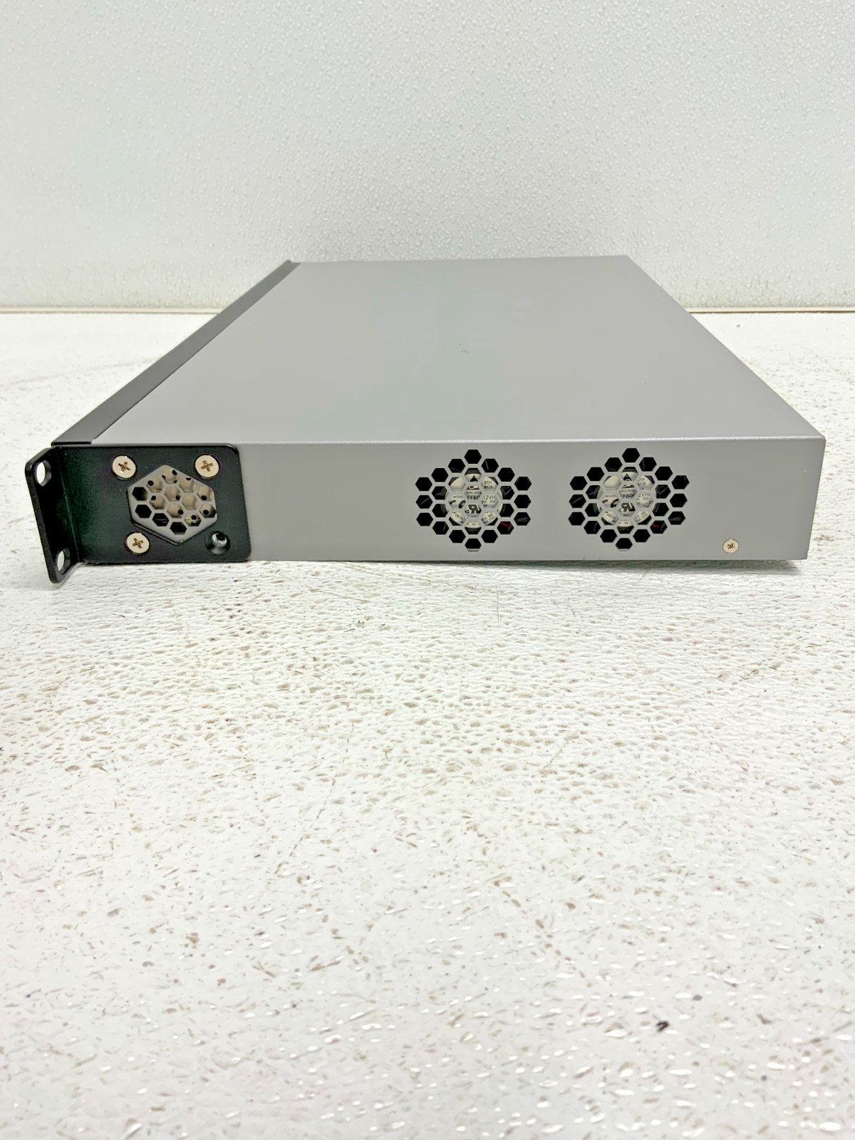 Cisco SG350-28MP 28-Port Gigabit PoE Fully Managed Ethernet Network Switch 54B_3 Cisco SG350-28MP 28-Port Gigabit PoE Fully Managed Ethernet Network Switch 54B