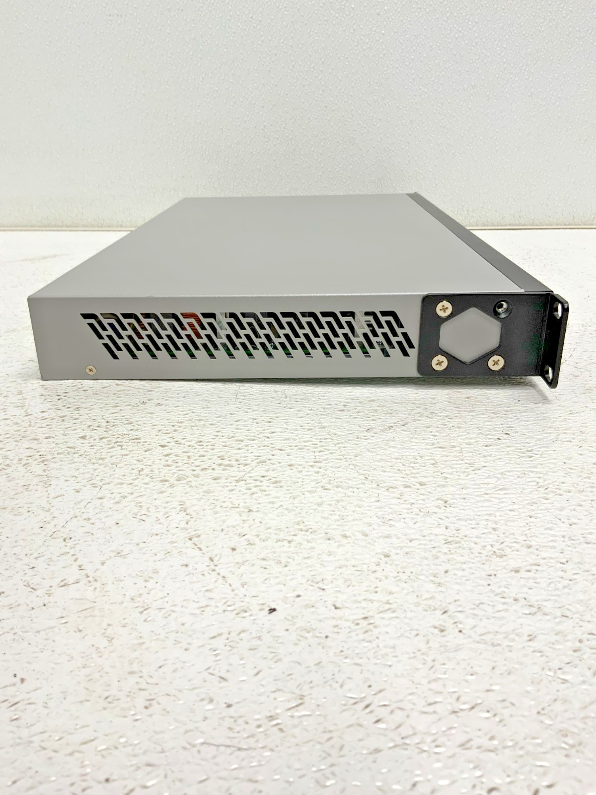 Cisco SG350-28MP 28-Port Gigabit PoE Fully Managed Ethernet Network Switch 54B_5 Cisco SG350-28MP 28-Port Gigabit PoE Fully Managed Ethernet Network Switch 54B