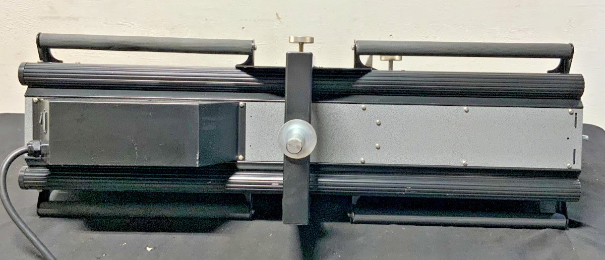 Strong Entertainment Lighting Radiance 850 FollowSpot Spot Light 8.5 Hours G1B_3 Strong Entertainment Lighting Radiance 850 FollowSpot Spot Light 8.5 Hours G1B