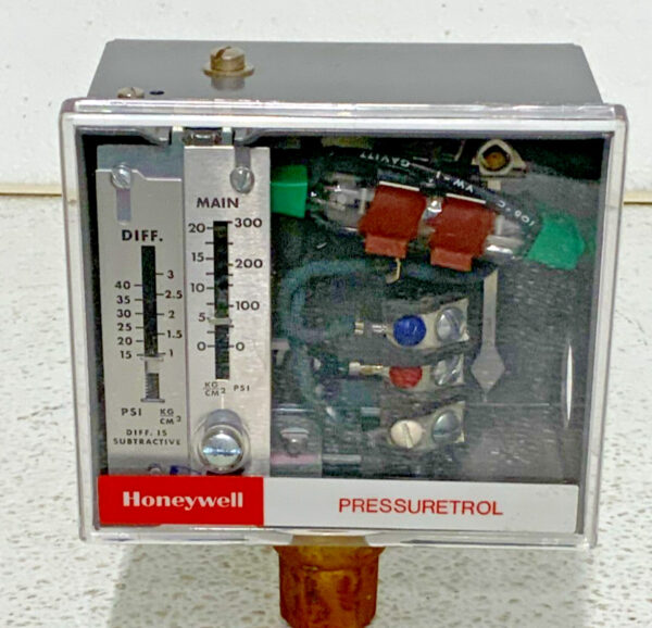 NEW Honeywell L604A-1185 Pressuretrol Boiler Operating Controller Switch 234C