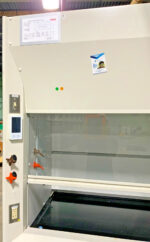 Kewaunee J404283-01 Supreme Air 6' 6ft Laboratory Chemical Fume Vent Hood J10A
