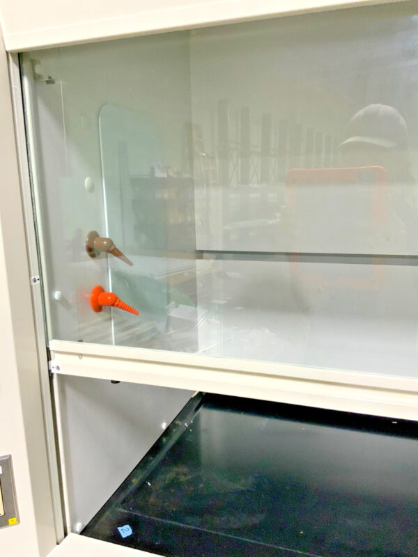 Kewaunee J404283-01 Supreme Air 6' 6ft Laboratory Chemical Fume Vent Hood J10A