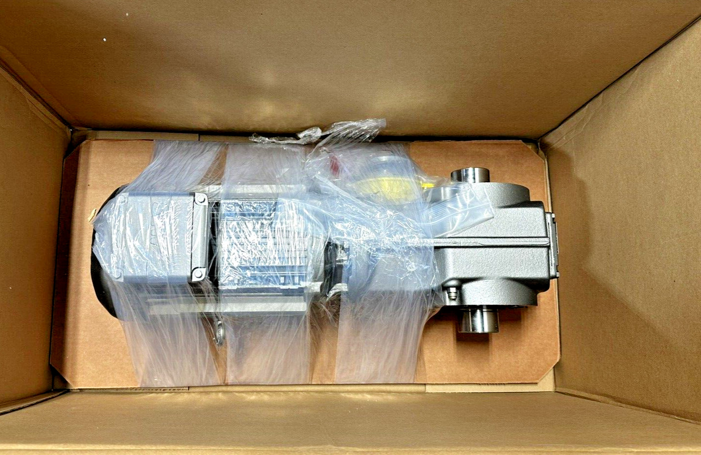 EuroDrive Sew Toshiba Hytrol Conveyor Gearbox Motor KT57 DRN100LM4 3HP 230/460V_0 EuroDrive Sew Toshiba Hytrol Conveyor Gearbox Motor KT57 DRN100LM4 3HP 230/460V