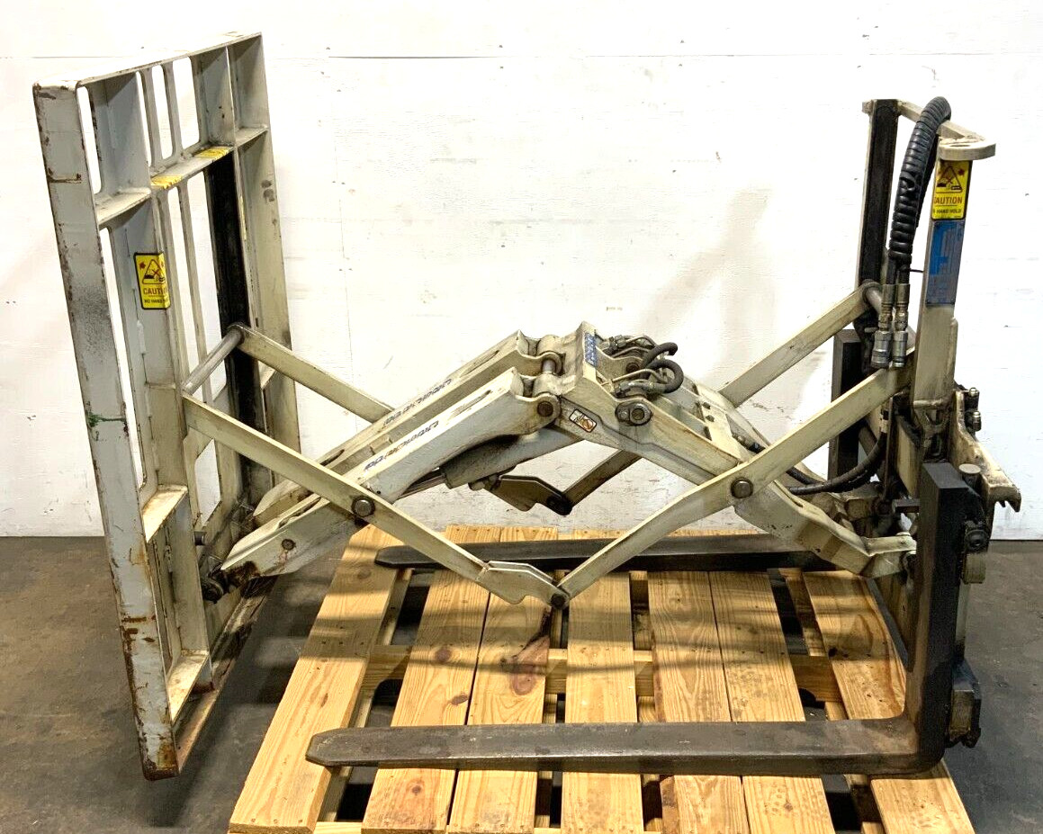 Cascade 35E-PLS-212 Push/Pull Slipsheet Handling Forklift Attachment 3500LB J11C_0 Cascade 35E-PLS-212 Push/Pull Slipsheet Handling Forklift Attachment 3500LB J11C