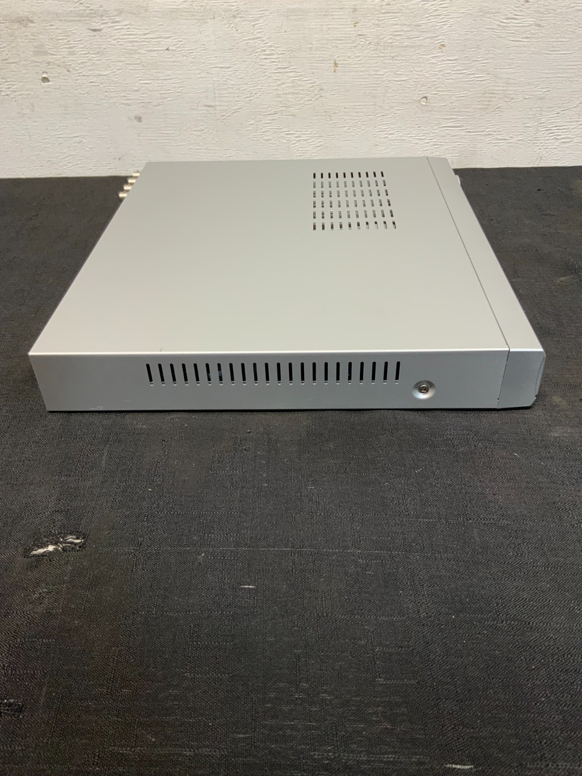 Mitsubishi DX-TL4U Digital Video Recorder 4 Channel DVR 250GB HDD W/ Remote 15B_8 Mitsubishi DX-TL4U Digital Video Recorder 4 Channel DVR 250GB HDD W/ Remote 15B