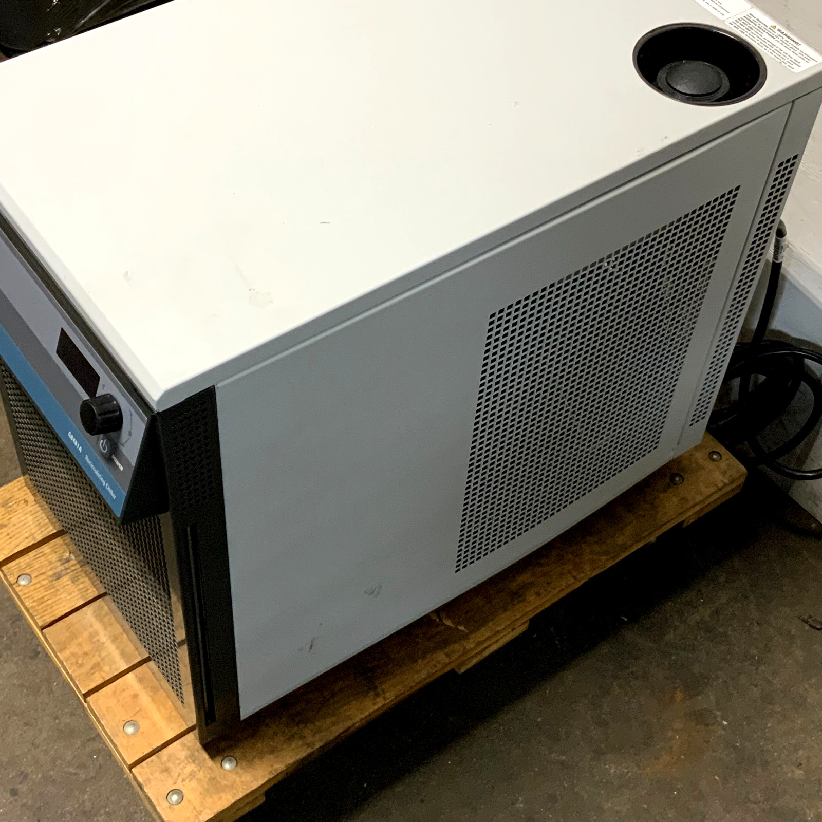 Agilent Technologies G8481A G8481 80003 Circulating Chiller 120V H8B_6 Agilent Technologies G8481A G8481 80003 Circulating Chiller 120V H8B