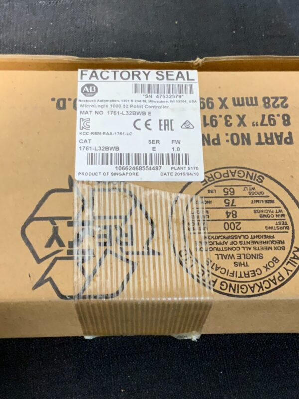 Allen Bradley 1761 L32BWB Micrologix 1000 Series Controller 24VCD 243G