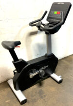 Life Fitness INC Integrity Series Lifecycle Upright Exercise Bike Self-Powered