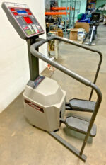 Life Fitness LifeStep 9500HR Next Gen Stair Stepper Lifepulse Digital System D4B