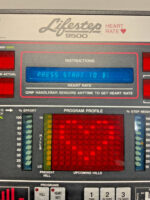 Life Fitness LifeStep 9500HR Next Gen Stair Stepper Lifepulse Digital System D4B