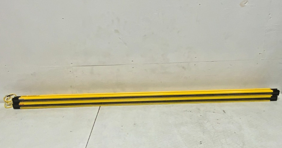 NEW Banner SLLP23-1680P88 Ez-Screen Safety Light Curtain Emitter/Reciever 193C_0 NEW Banner SLLP23-1680P88 Ez-Screen Safety Light Curtain Emitter/Reciever 193C