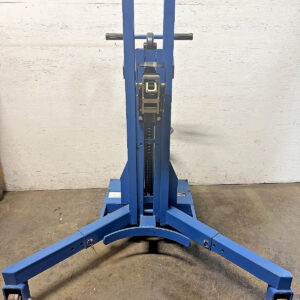 Global Industrial 988929 Portable Hydraulic Truck Drum Lifter 1100lb Capacity