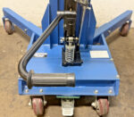 Global Industrial 988929 Portable Hydraulic Truck Drum Lifter 1100lb Capacity