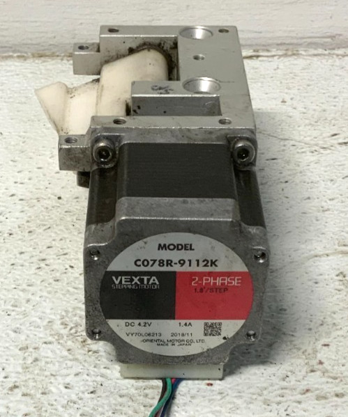 Vexta C078R-9112K 2 Phase Stepping Motor DC 4.2V 1.4A 1.8° Step 252C_0 Vexta C078R-9112K 2 Phase Stepping Motor DC 4.2V 1.4A 1.8° Step 252C