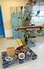 Bridgeport 724-1 Knee Vertical CNC Milling Machine w/ACU-RITE 1HP 3PH 220/440V