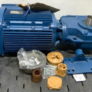 Sew-Eurodrive KT77/T DRN160M4 Gear Motor Inverter 20:10 Ratio 1776/88 RPM G10B