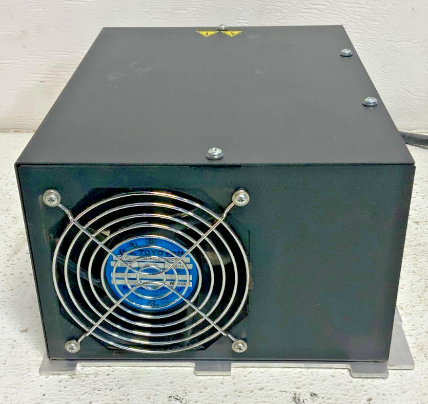 Uniphase 2114B-40MLA Laser Power Supply w/Keys 200-220/230-240VAC 12Amp 50/60Hz_0 Uniphase 2114B-40MLA Laser Power Supply w/Keys 200-220/230-240VAC 12Amp 50/60Hz